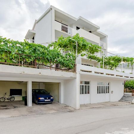 Apartments Flor De Lis Podstrana Exterior foto